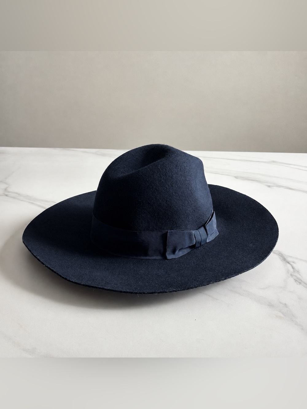 Something special Classic Wide-Brim Navy Felt Fedora Hat